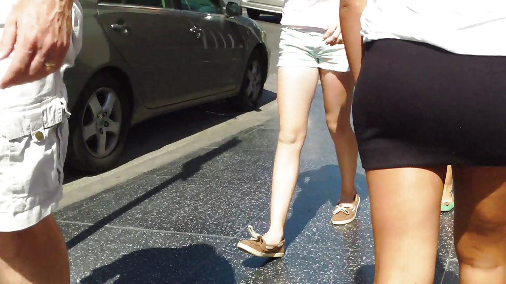 Sexy teen butts & ass in short skirts  #18490611