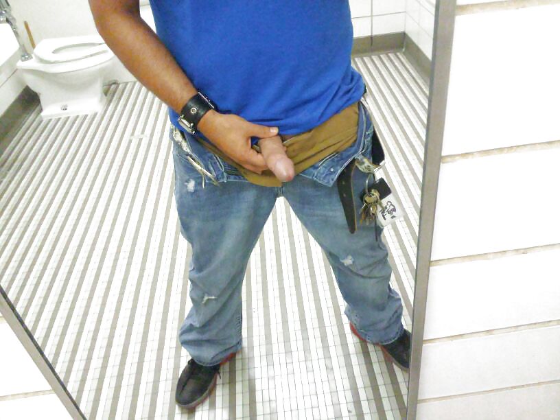 Cumming at work #10030354