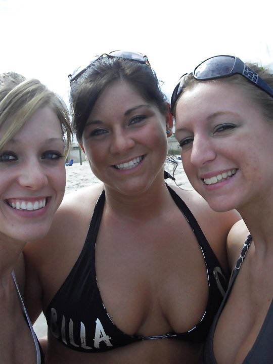Undercover agent at these Titties!