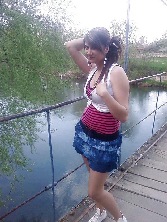 Hermosa chica 10
 #16624945