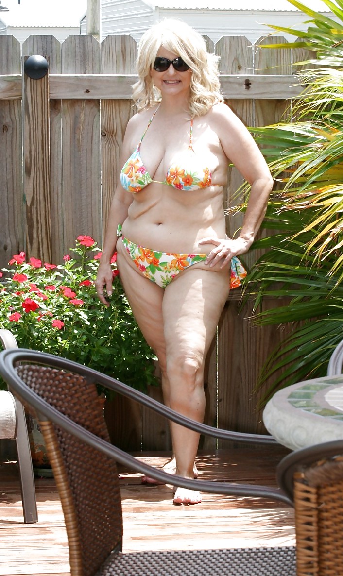 Older women in bikini 2 (Most saggy tits), #4648759