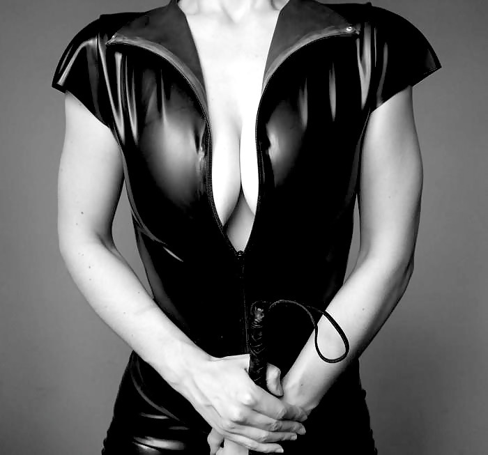 Mundo fetiche
 #12628325