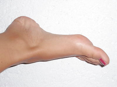 Los pies de Claudia #1
 #12972324