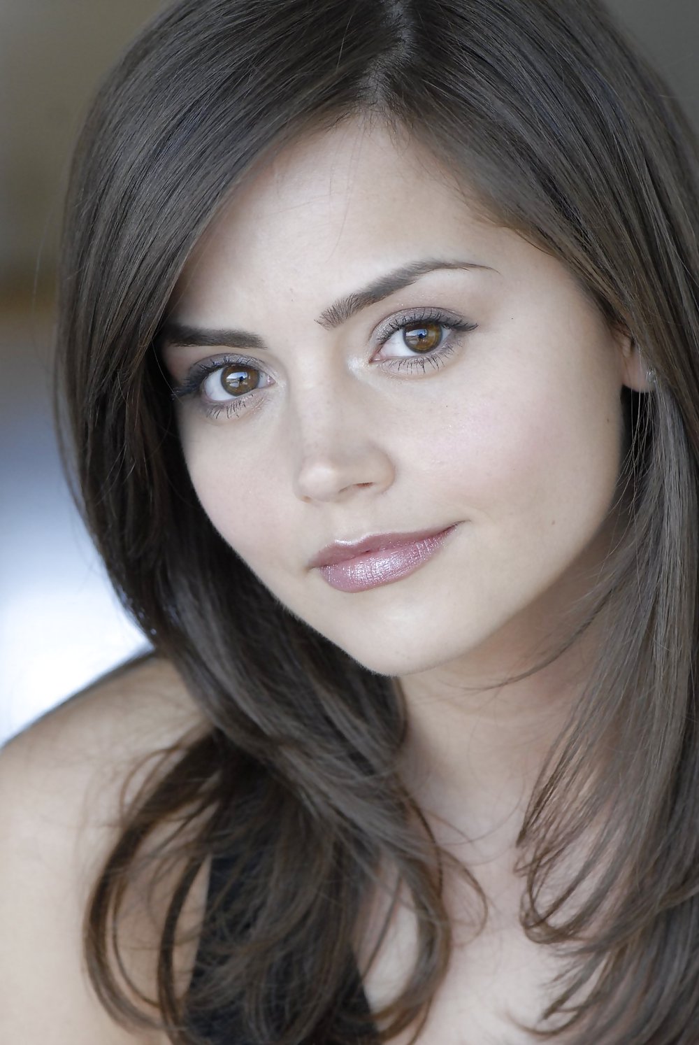 ジェンナ・ルイーズ・コールマン（Jenna-Louise Coleman
 #13995958