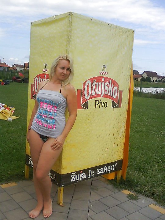 ビキニの女の子
 #11898608