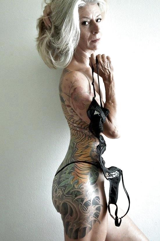 Tattoo models (female) 15.1 #18152731