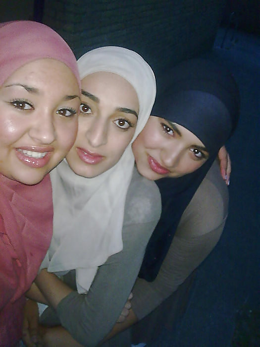 BEAUTIFUL ARABES #9482073