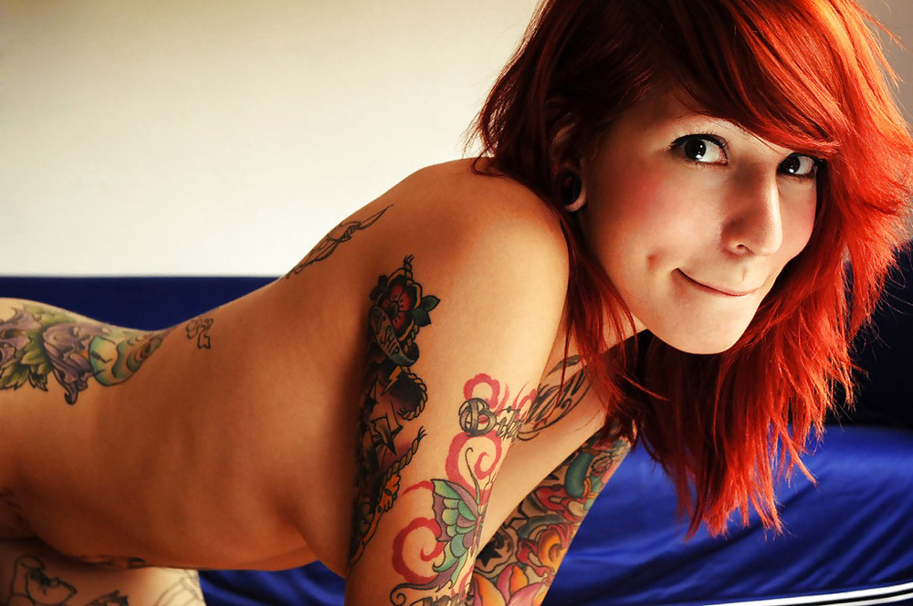 Even MORE tattooed chicks - Punk - emo #4299724