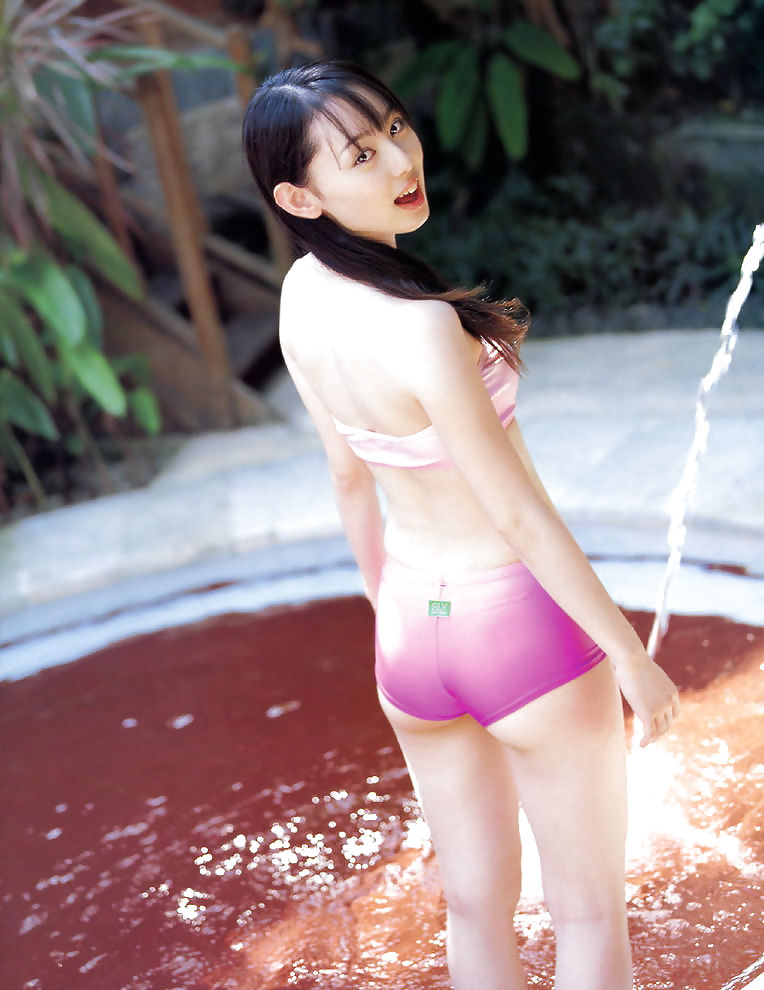 Bikini giapponese babes-rina akiyama (1)
 #6145968