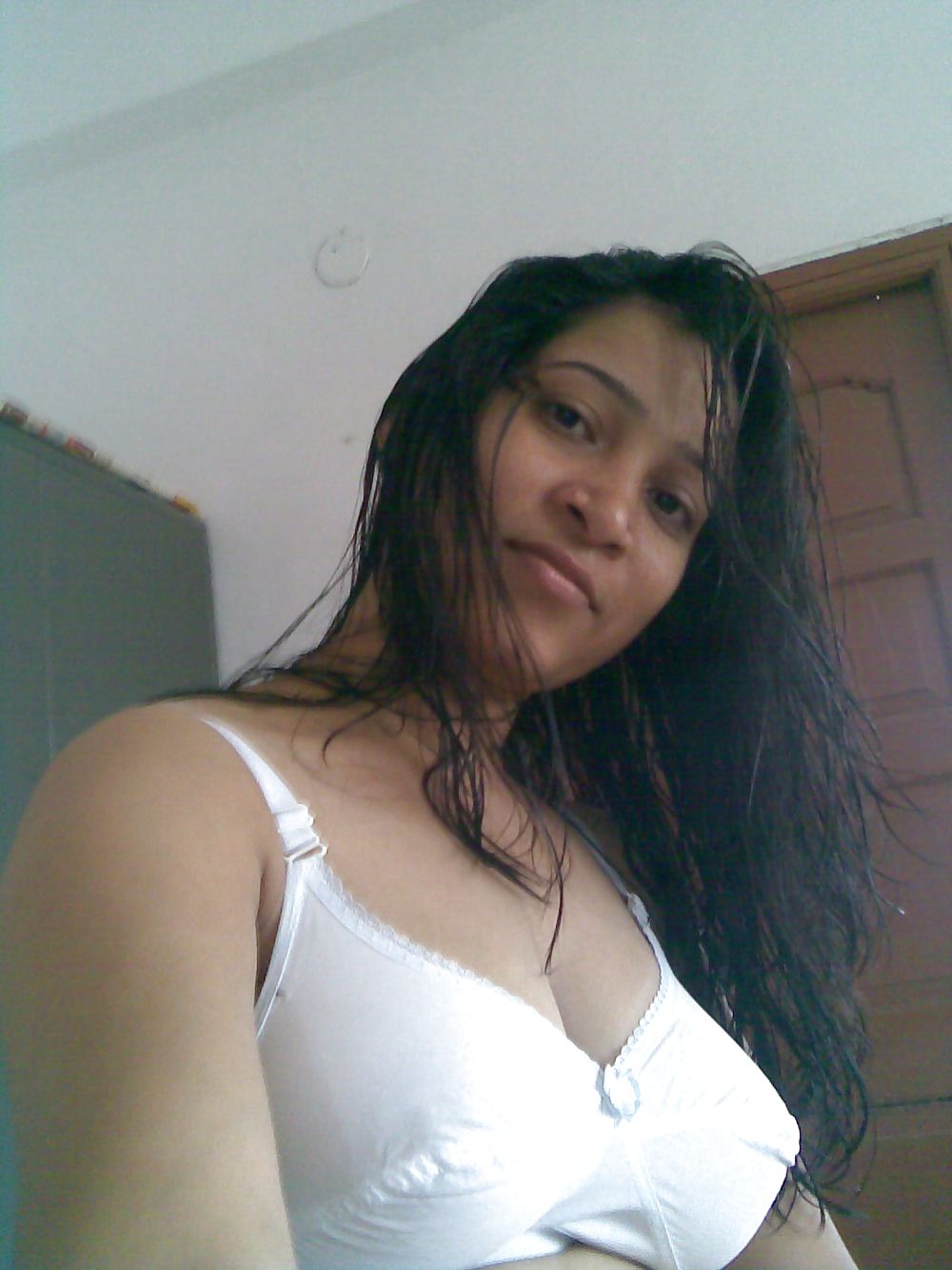 Selfshot ex pakistani gf pics #9963663