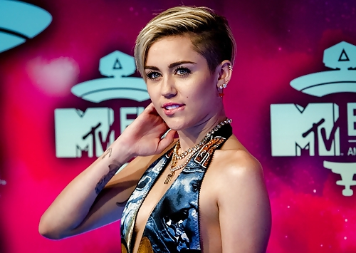 Sexy Miley Cyrus MTV EMA in Amsterdam November 2013  #22582862