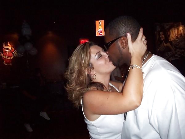 Interracial Kissing #9058478