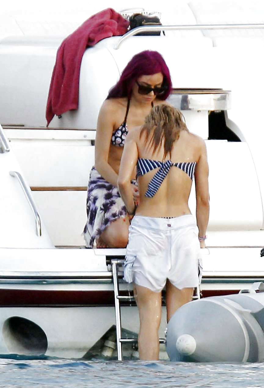 Best Of Shakira #4576157