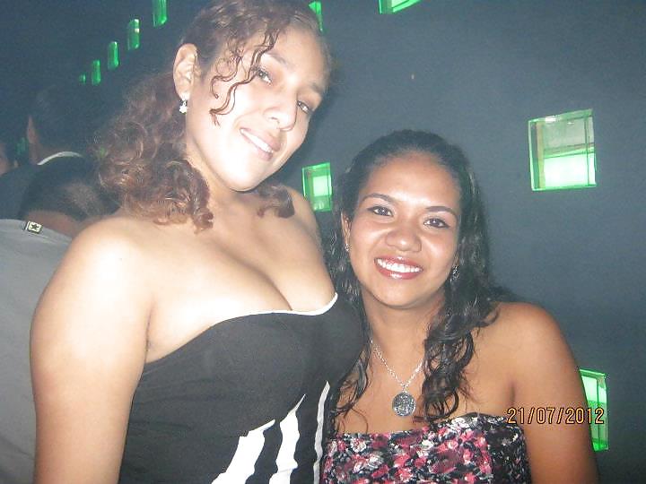 女性 (amiguitas 38)
 #12413674