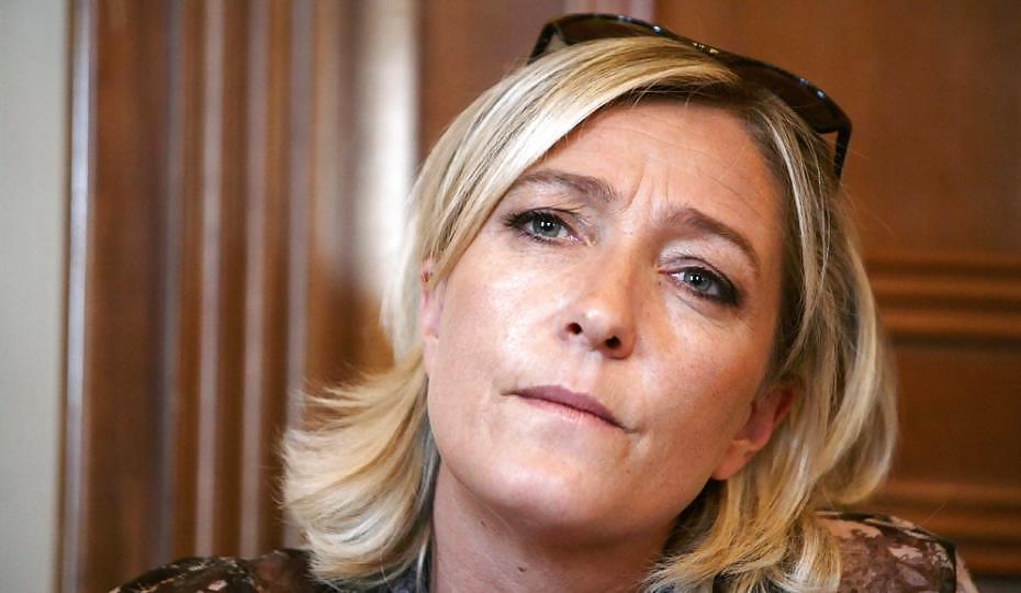 Más sexy marine le pen
 #21749860