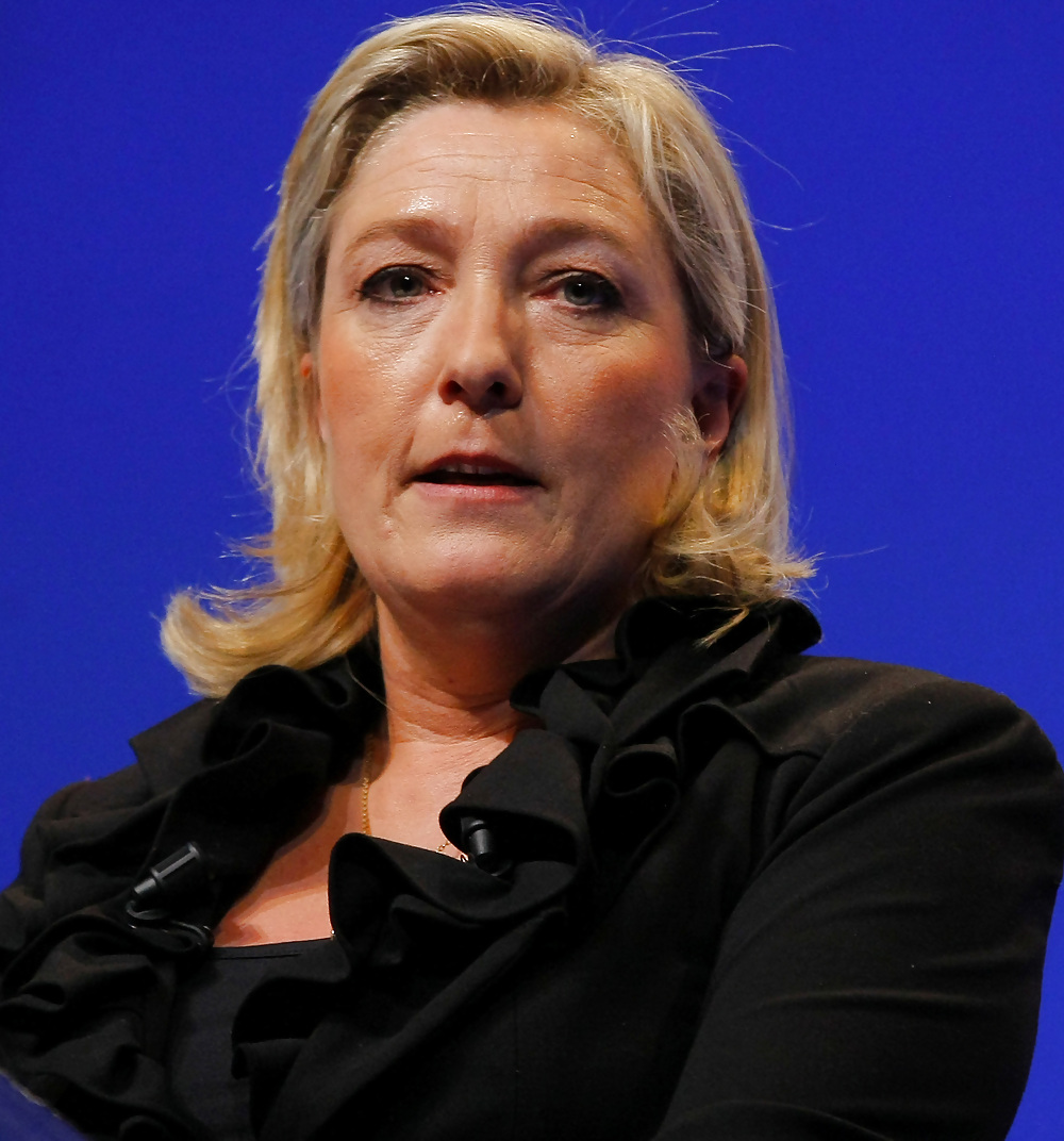 Más sexy marine le pen
 #21749974