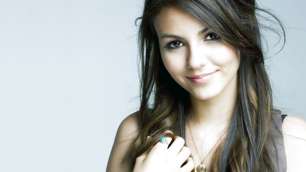 Victoria Justice #17825533