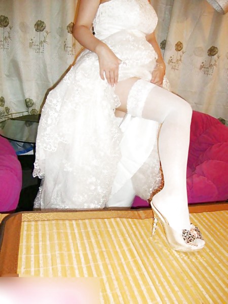Moglie asiatica abito da sposa
 #16865921