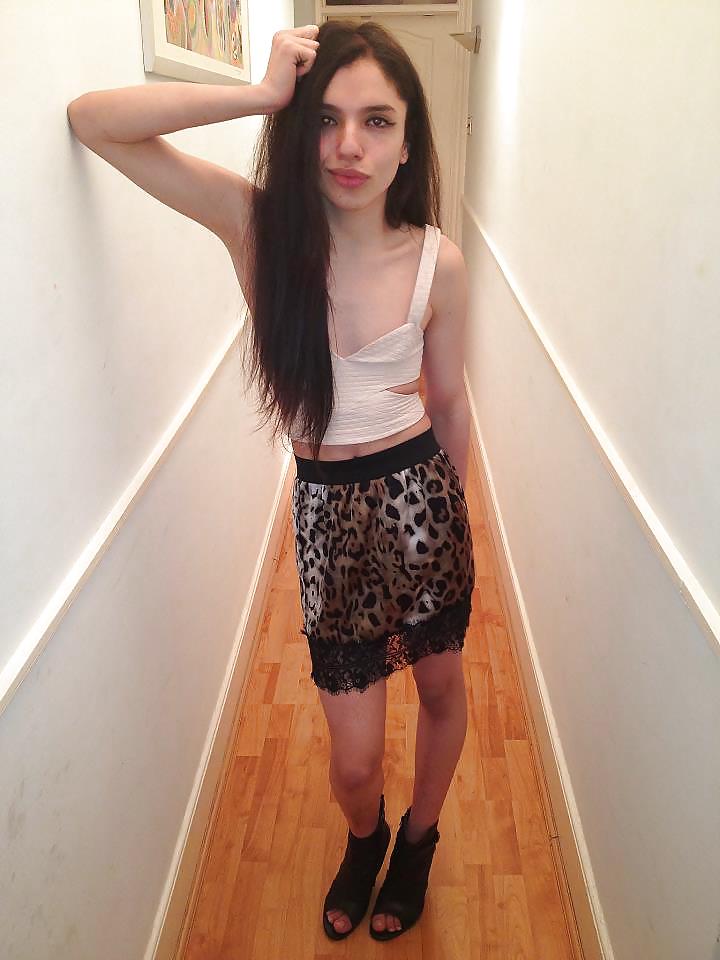 Chicos calientes femeninos
 #18938122