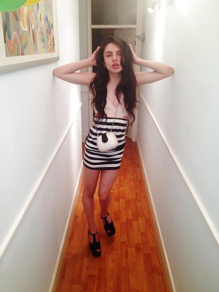 Chicos calientes femeninos
 #18938129