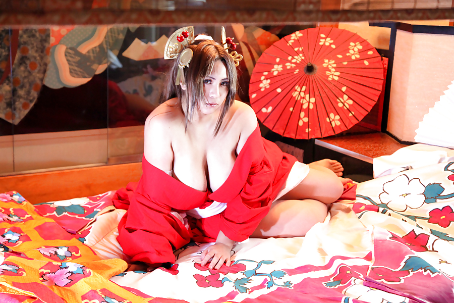 Japanese Gros Cosplay Seins #9091666