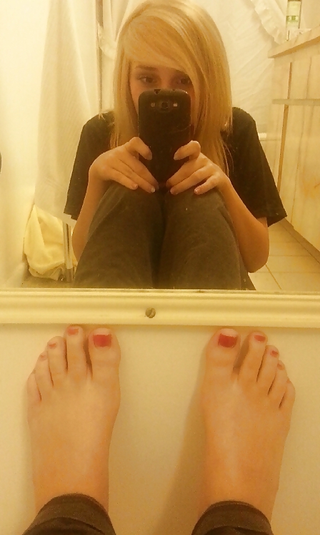 Wtf Sexy Teenie Feet reloaded v0.5 #10690574