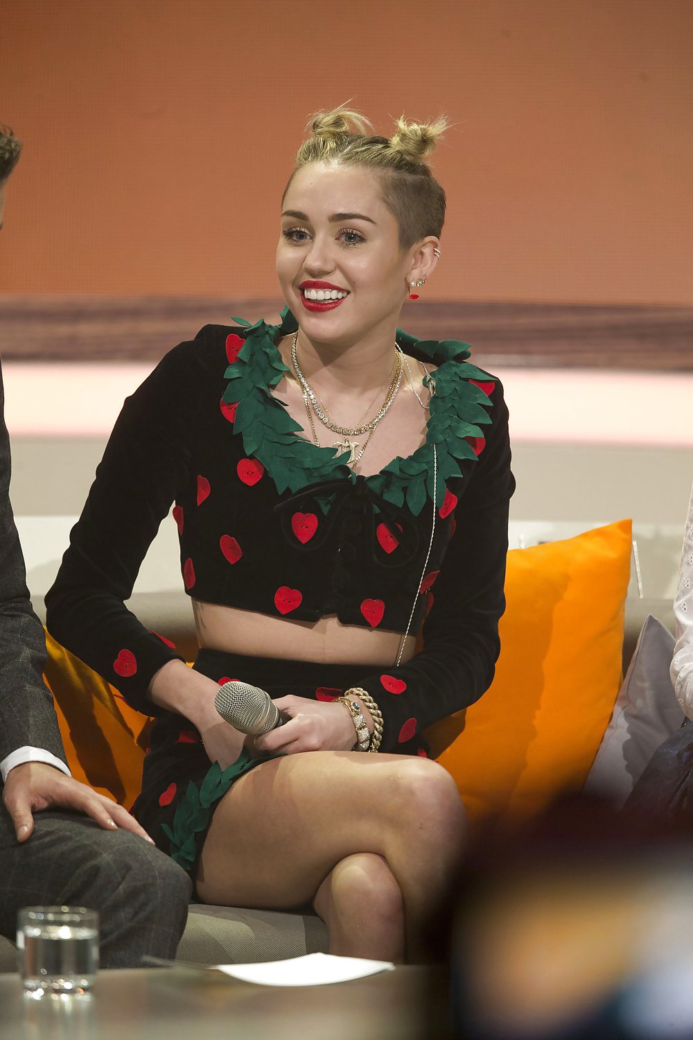 Sexy Miley Cyrus at german show Wetten Dass November 2013 #21989289