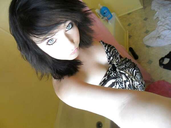 Veronica K #9825648