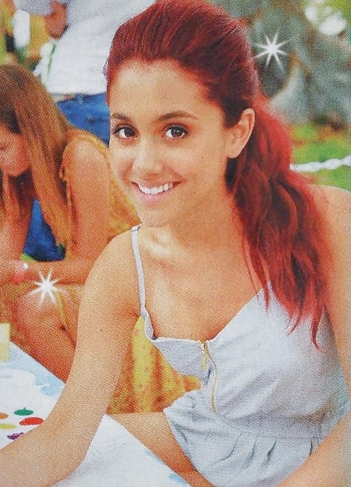 Ariana grande
 #19606282