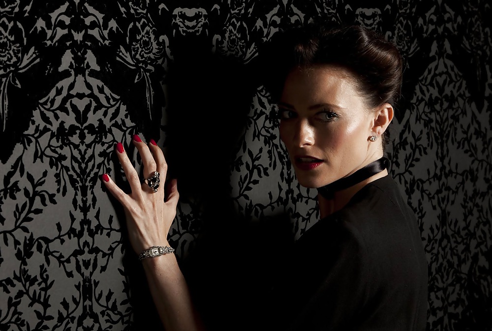 Lara Pulver #14833227