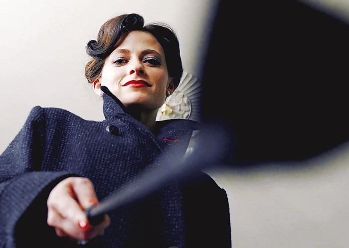 Lara Pulver #14833243