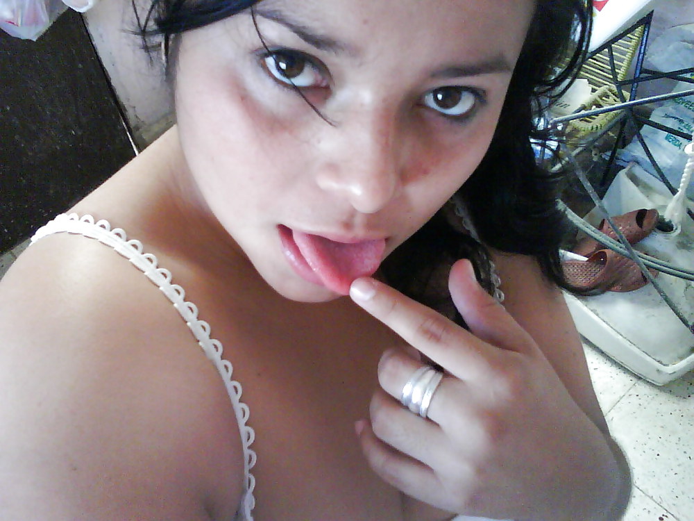 Chapis-karlita
 #17222445