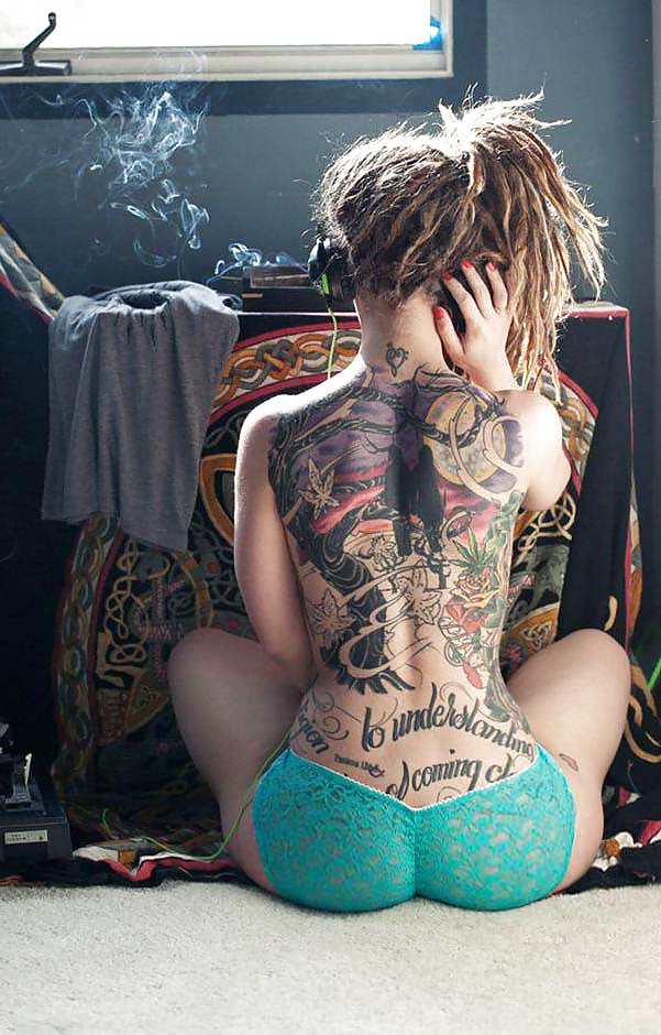 La belleza del culo 14 (edición de tatuajes)
 #16469582