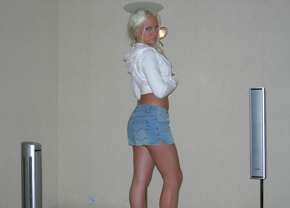 Sizzling Beginner Blonde #9407693