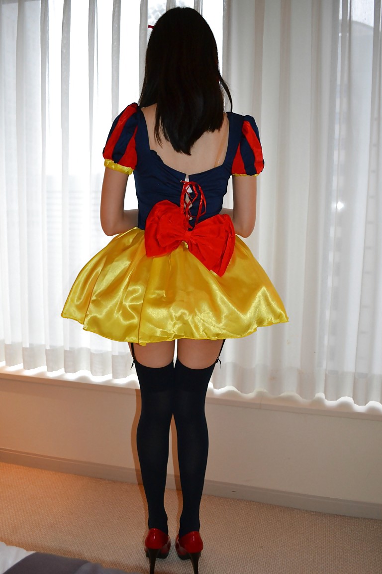 Fucked Young hairy Snow White #17049264