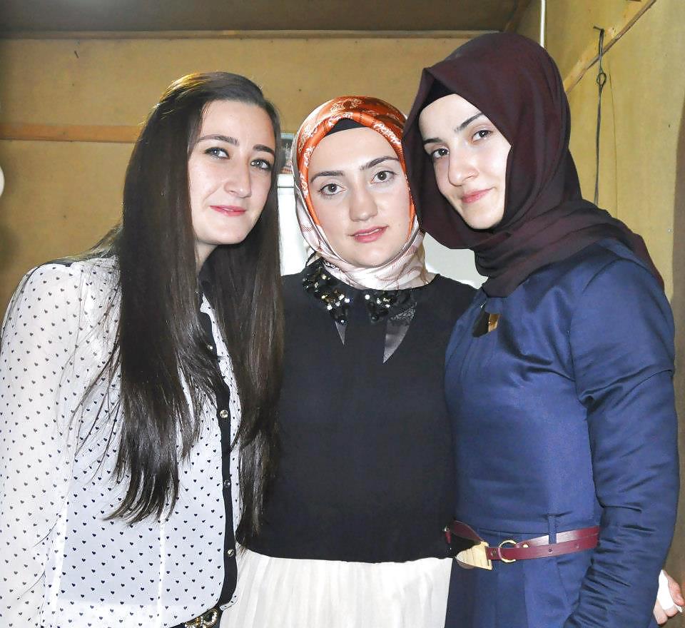 Türkisches Arabisches Hijab, Turban Tragenden Asiatisch Aus #18327280