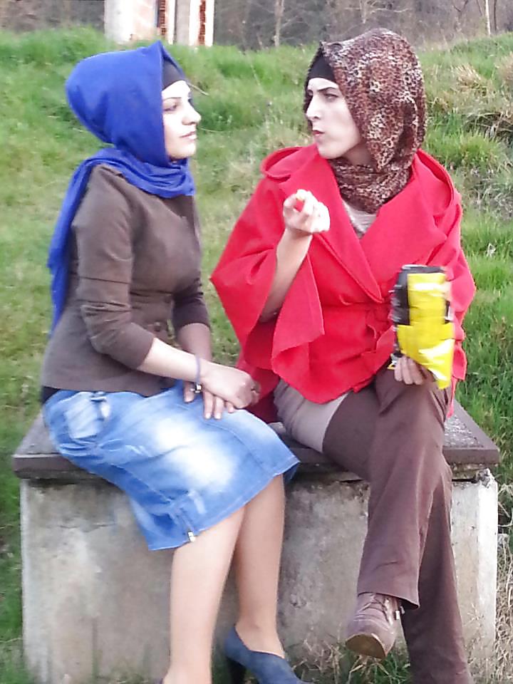 Türkisches Arabisches Hijab, Turban Tragenden Asiatisch Aus #18327298