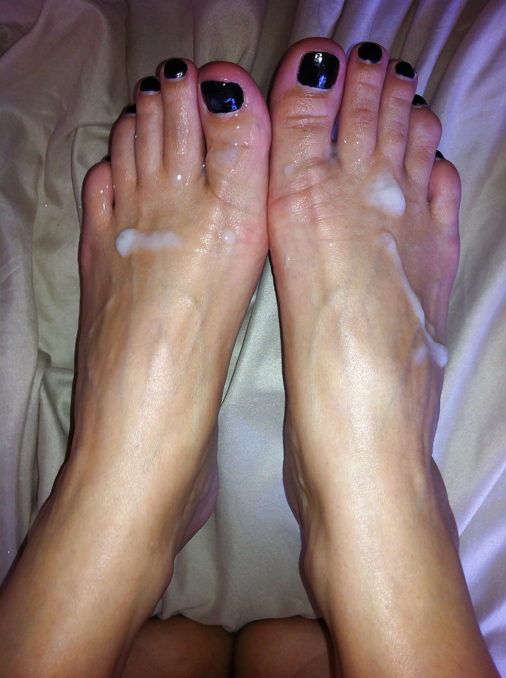 Had to cum over her beautiful feet again i luv it #12009798