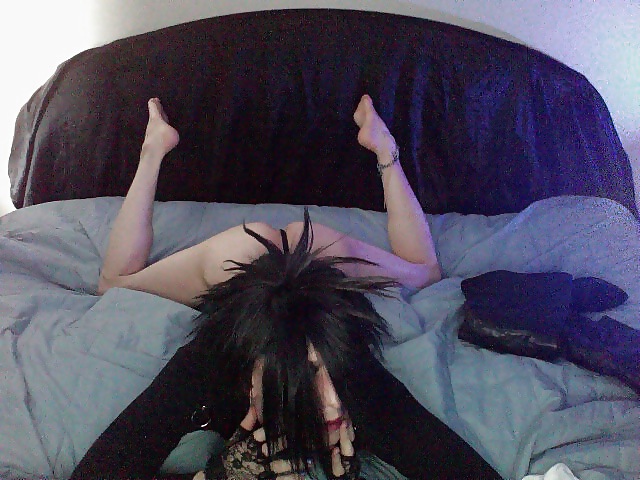 Gothic tease sulla mia webcam
 #14256226