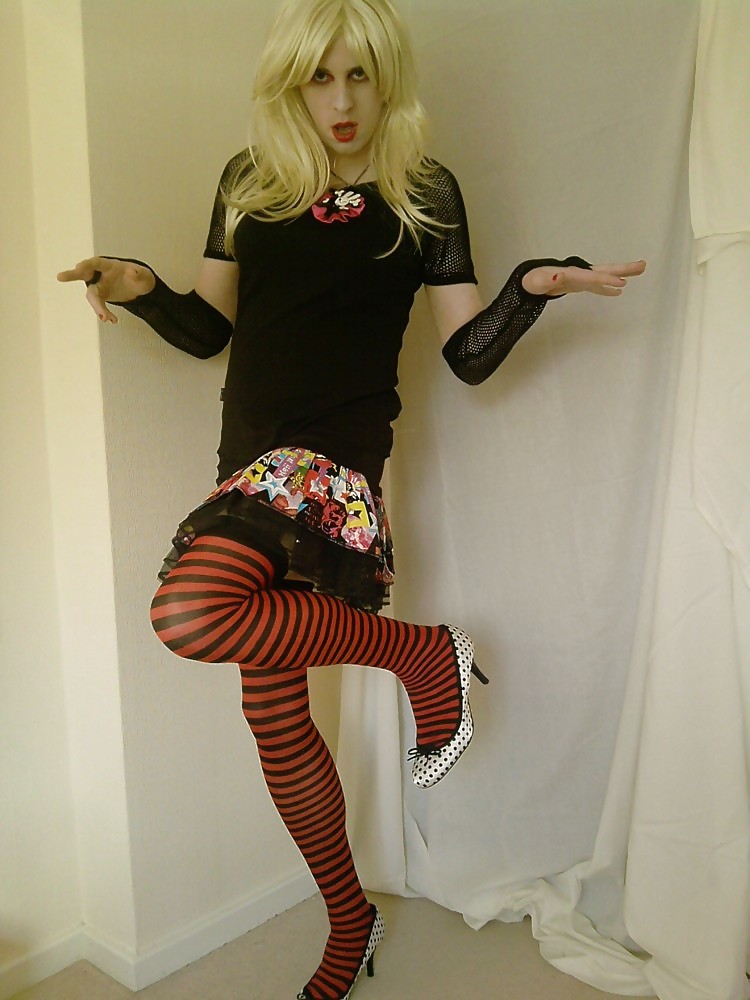 Random Posing #429855