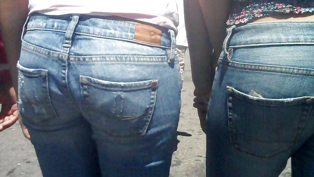 Fesses Comestibles Et Le Cul Tellement Agréable En Eux Des Jeans #3672594