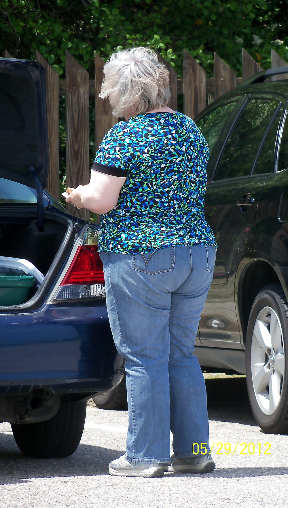 Paunchy Seashore Butts #9400968