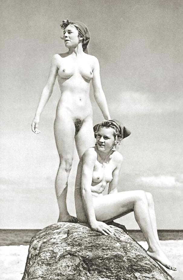 Nudists Naturists Public Out of doors Flash - Black And White 2 #9925890