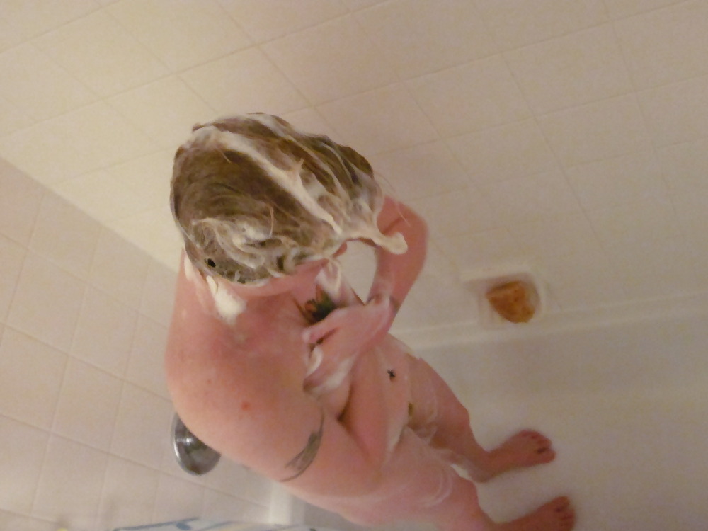I Schleichen Auf Baby Ihre Muschi In Der Dusche Waschen #2456794