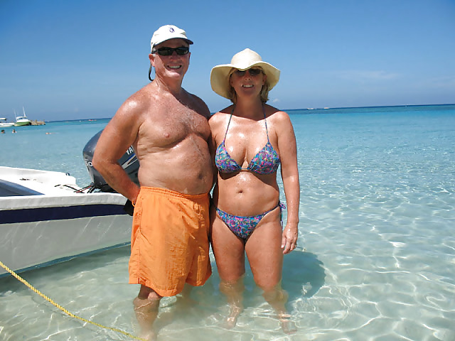 Ancora di più dalla spiaggia
 #16079699