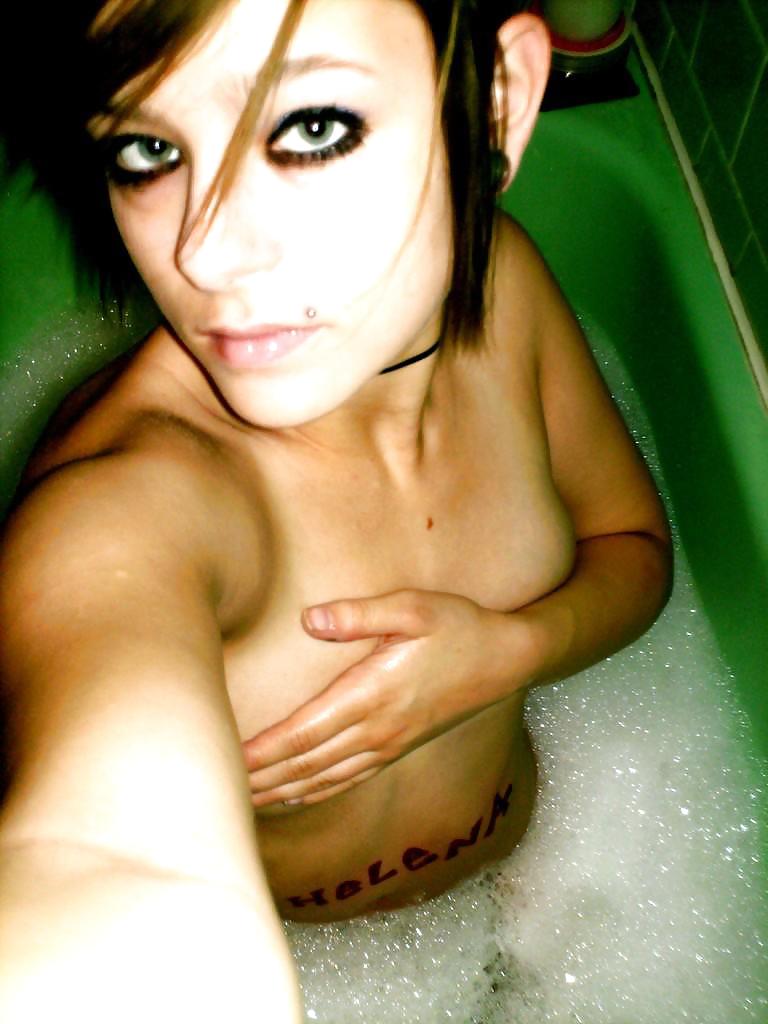 Bathtub Helena #3652283