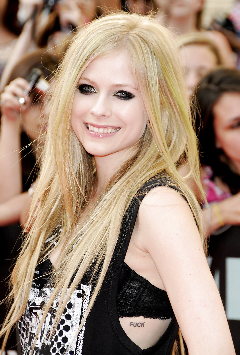 Avril Lavigne #17881047