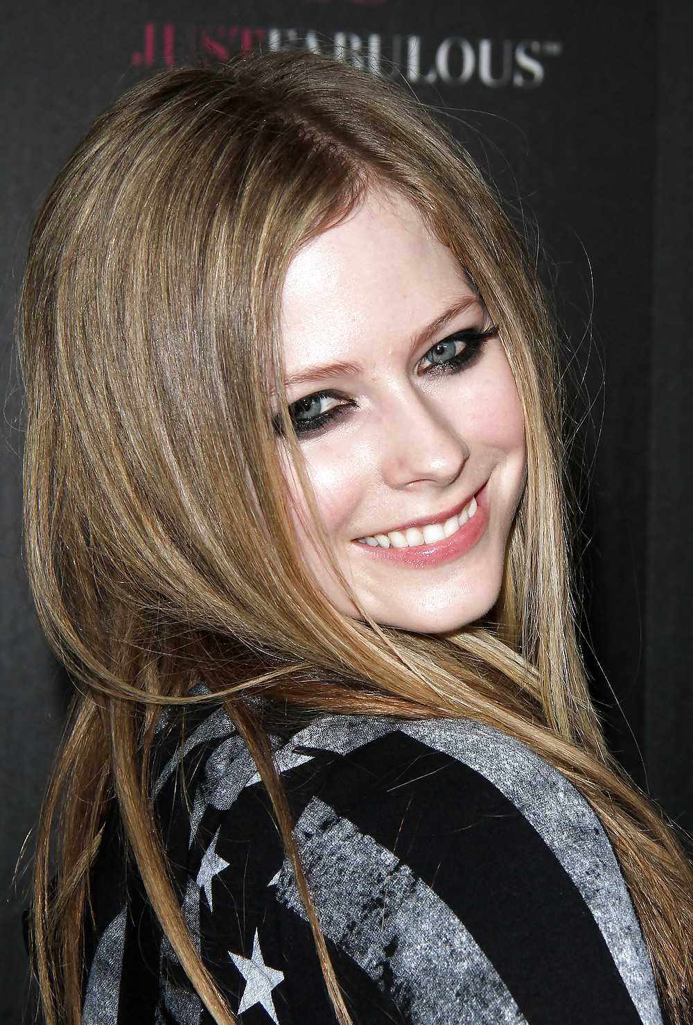 Avril Lavigne #17881221
