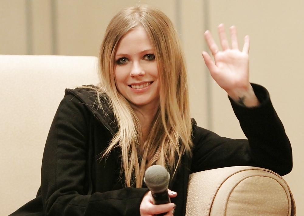 Avril Lavigne #17881247