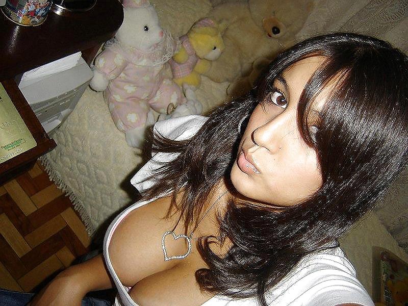 Nice cleavage shots #4413611